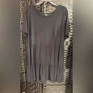 Tiered Short Sleeve Women’s dress - Black